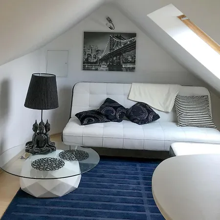 Les Acacias 3 Pieces Avec Terrasse Et Parking Apartment