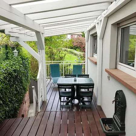 Les Acacias 3 Pieces Avec Terrasse Et Parking Apartment